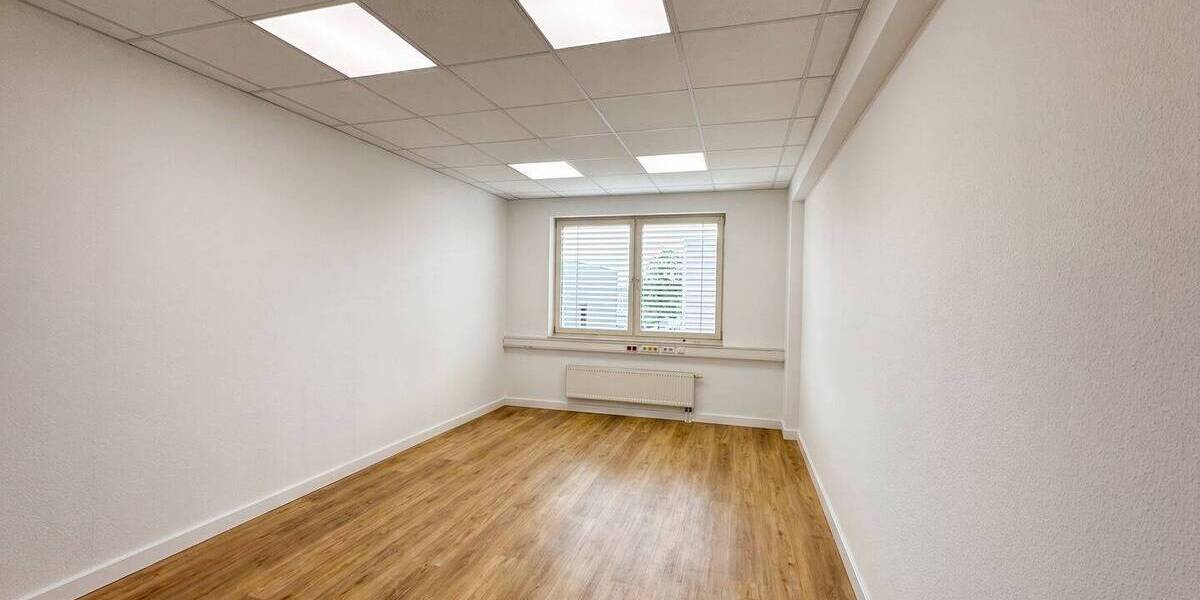 Gewerbeobjekt Willich Wekeln - 4 Zimmer, 190 m&sup2;, 1.899&euro; | Angebot:26554256
