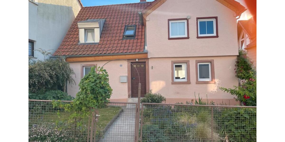 Haus Gemeinschaft in ruhiger Lage mit Garten 16 zimmer