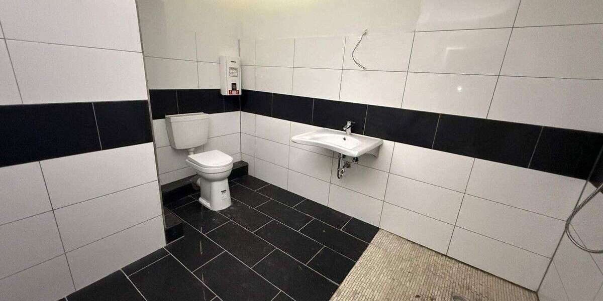 Erdgeschosswohung - Erstbezug, barrierefrei & energetisch saniert in Wuppertal-Langerfeld 2 zimmer