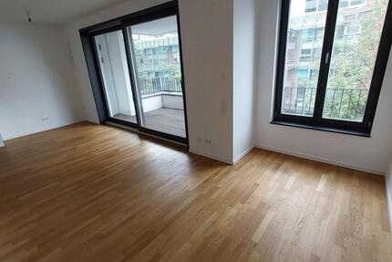 Haus Berlin Mitte - 3 Zimmer, 119 m&sup2;, 2.850&euro; | Angebot:26050420