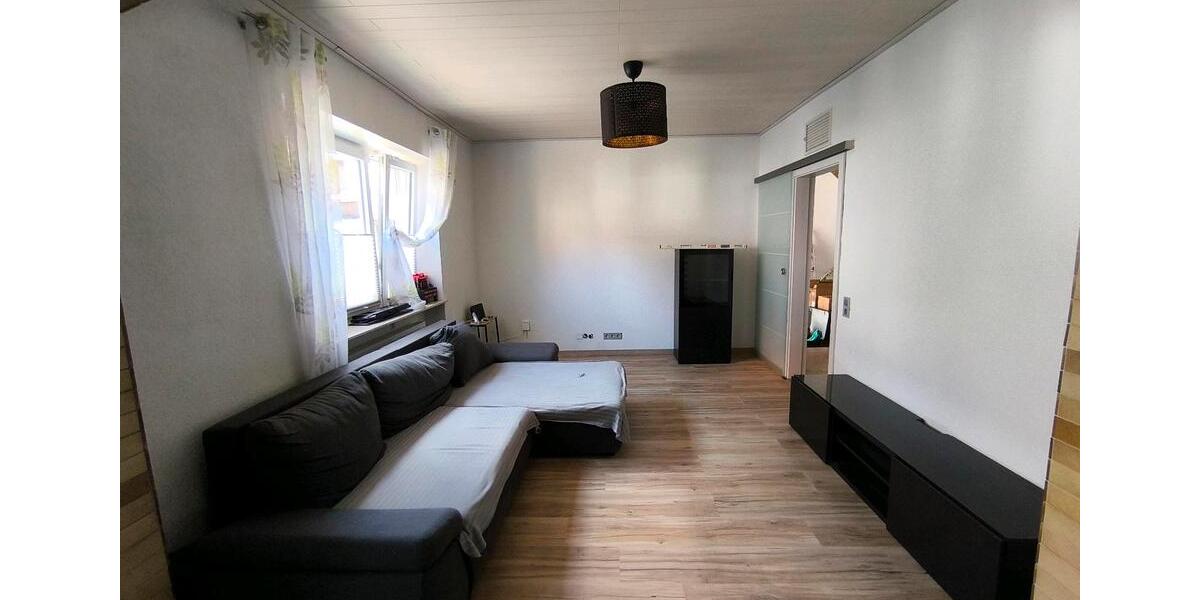 Einfamilienhaus Waldböckelheim - 8 Zimmer, 165 m&sup2;, 1.550&euro; | Angebot:26139931