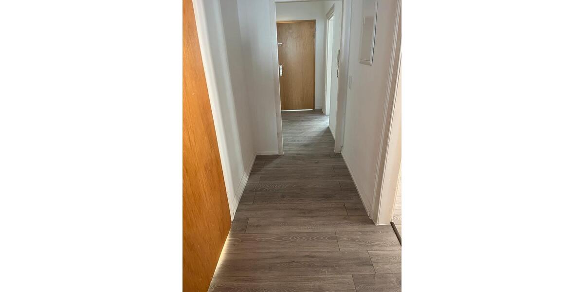 Dachgeschoßwohnung Schalksmühle - 5 Zimmer, 110 m&sup2;, 750&euro; | Angebot:25921610
