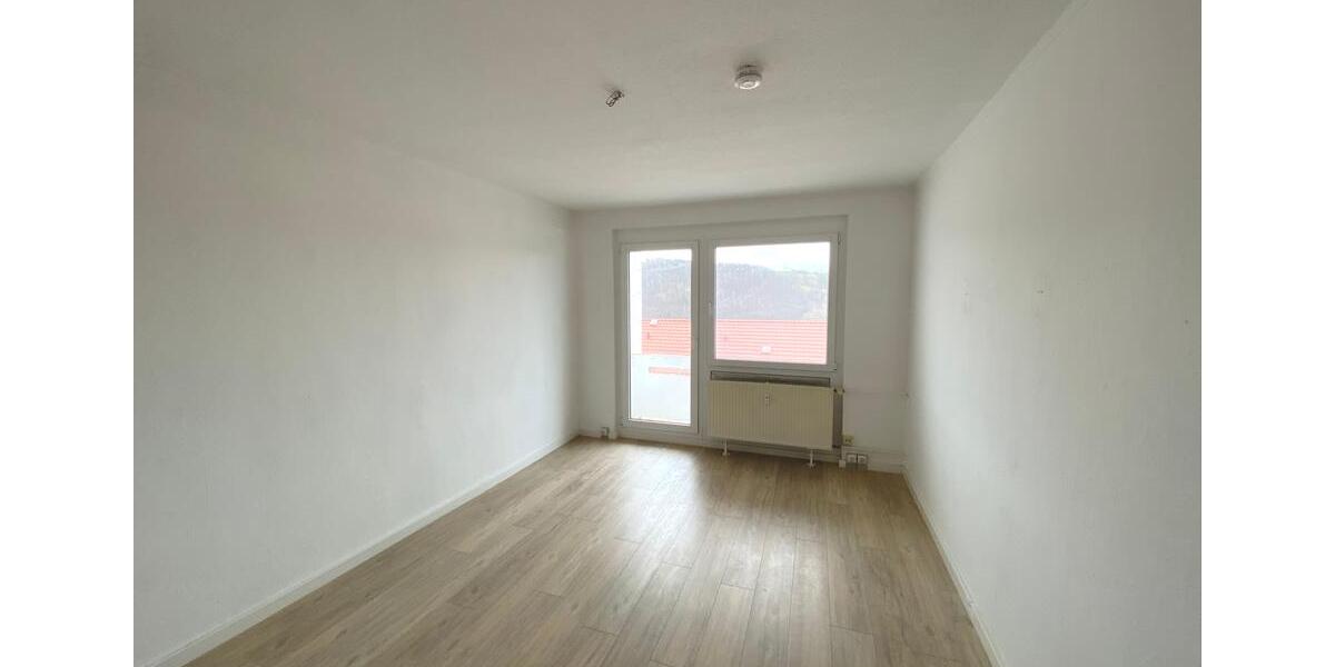 Etagenwohnung Elsterberg - 3 Zimmer, 58 m&sup2;, 249&euro; | Angebot:15844912