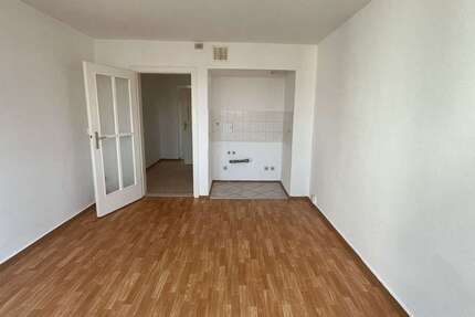 Wohnung Hainichen - 1 Zimmer, 24 m&sup2;, 141&euro; | Angebot:25986927