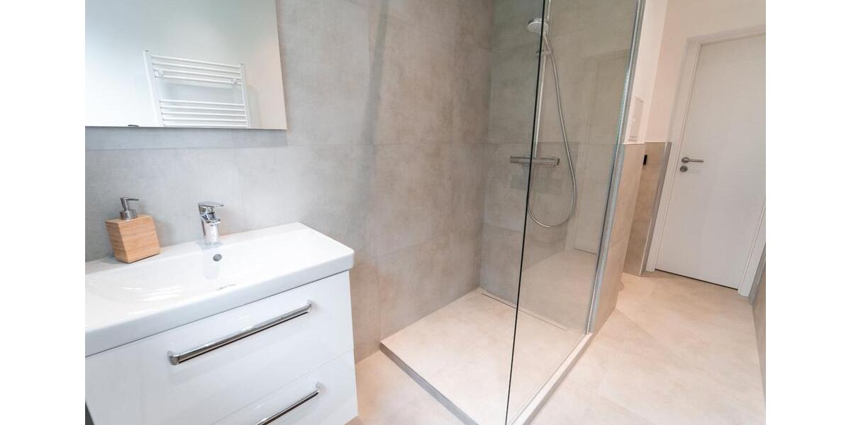 Etagenwohnung München Schwabing-Freimann - 4 Zimmer, 65 m&sup2;, 830&euro; | Angebot:26652002