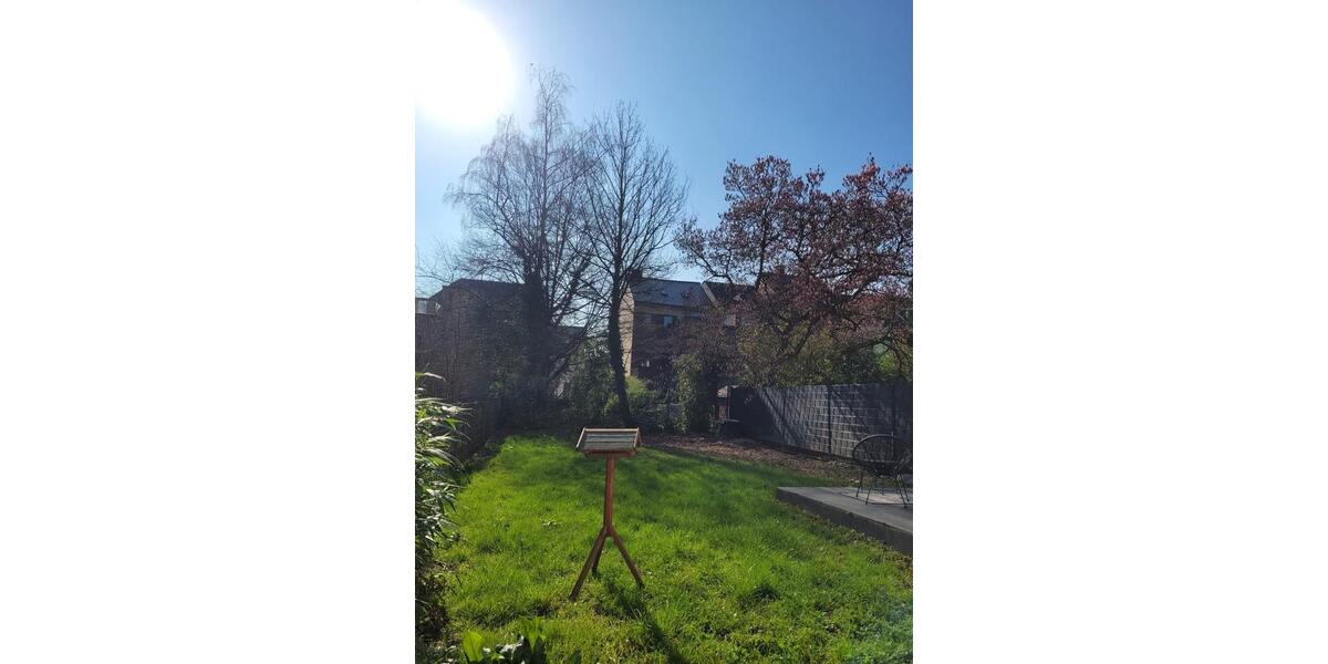 Erdgeschoßwohnung Mönchengladbach Süd - 2 Zimmer, 93 m&sup2;, 1.200&euro; | Angebot:25043641