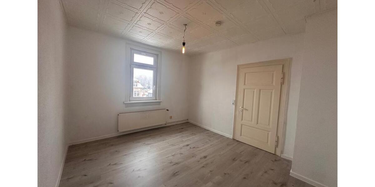 Etagenwohnung Friedrichroda - 4 Zimmer, 95 m&sup2;, 450&euro; | Angebot:25085390