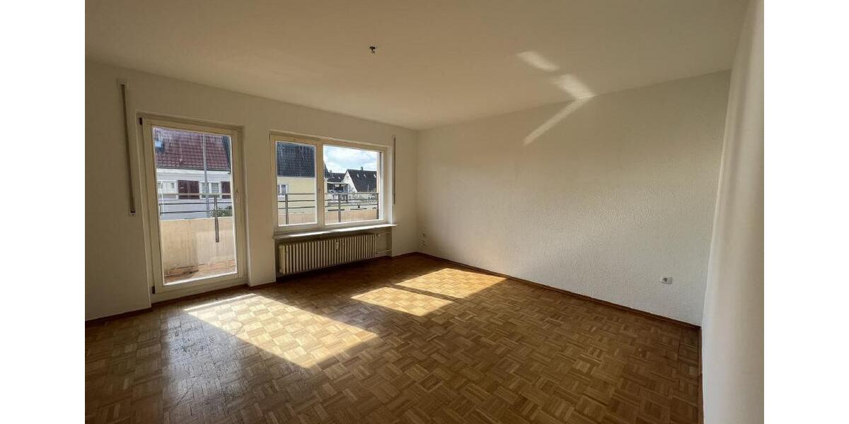 Etagenwohnung Singen (Hohentwiel) - 4 Zimmer, 91 m&sup2;, 850&euro; | Angebot:26148200