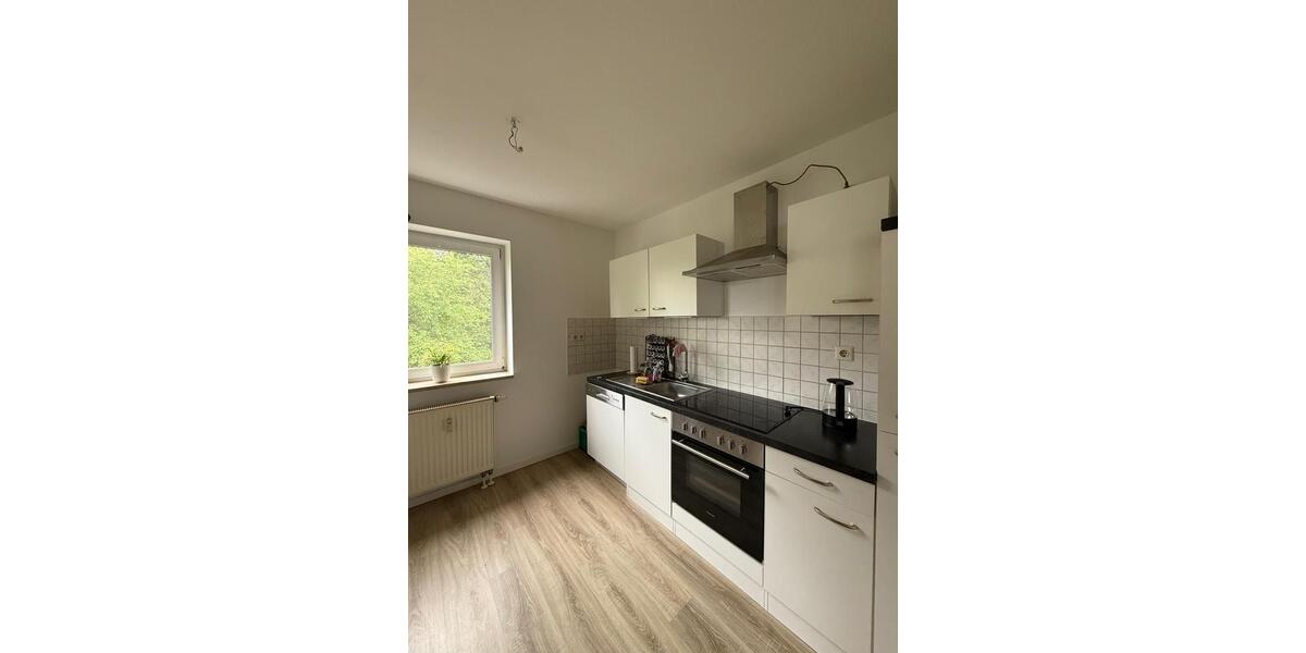 Etagenwohnung Burgstädt - 2.5 Zimmer, 56 m&sup2;, 470&euro; | Angebot:26495526