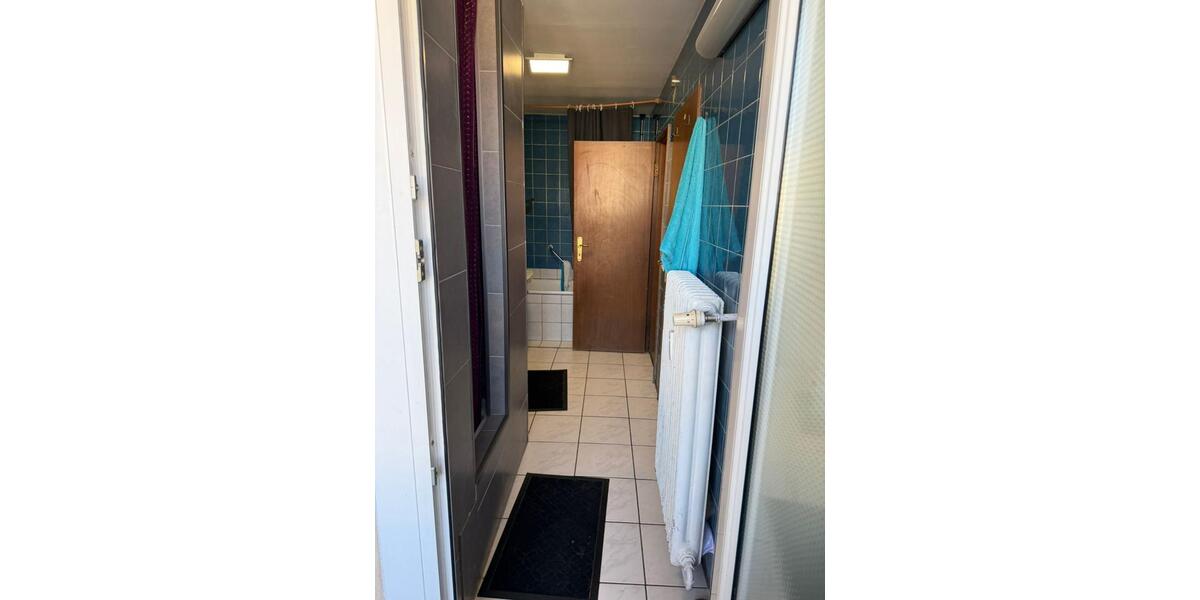 Etagenwohnung Pforzheim Nordstadt - 4 Zimmer, 150 m&sup2;, 1.200&euro; | Angebot:25883008
