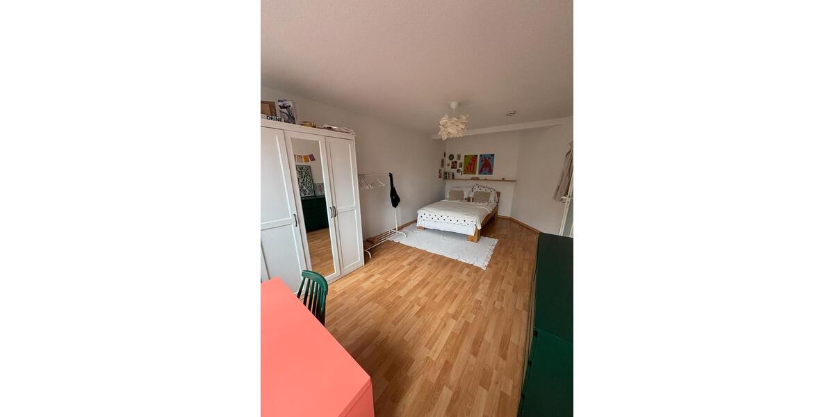 Dachgeschoßwohnung Magdeburg Nordwest - 3 Zimmer, 73 m&sup2;, 610&euro; | Angebot:26651721
