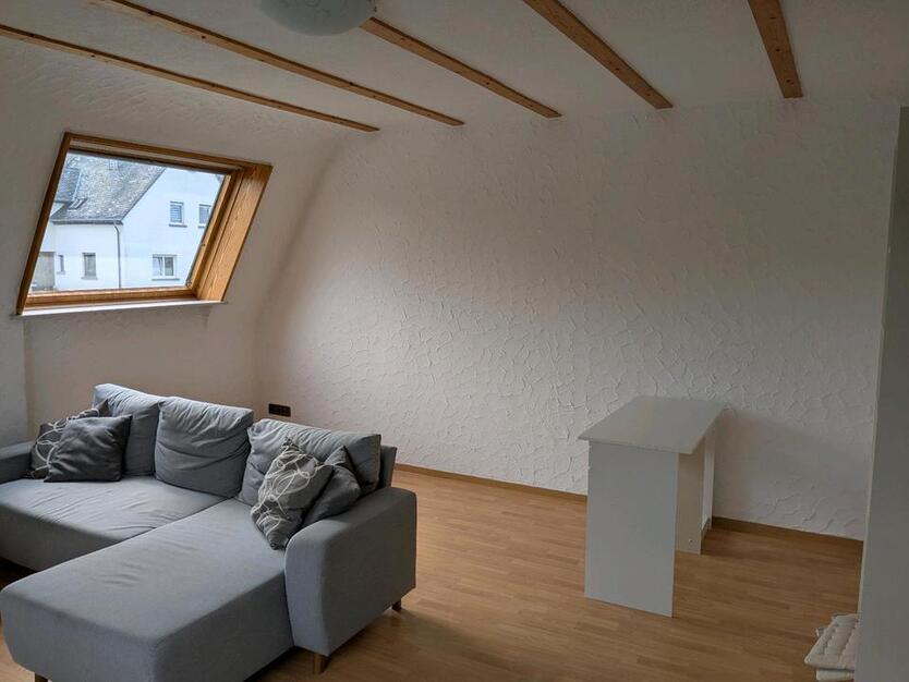 Wohnungsanzeige: Helle 65 m² Wohnung in Pluwig zu vermieten