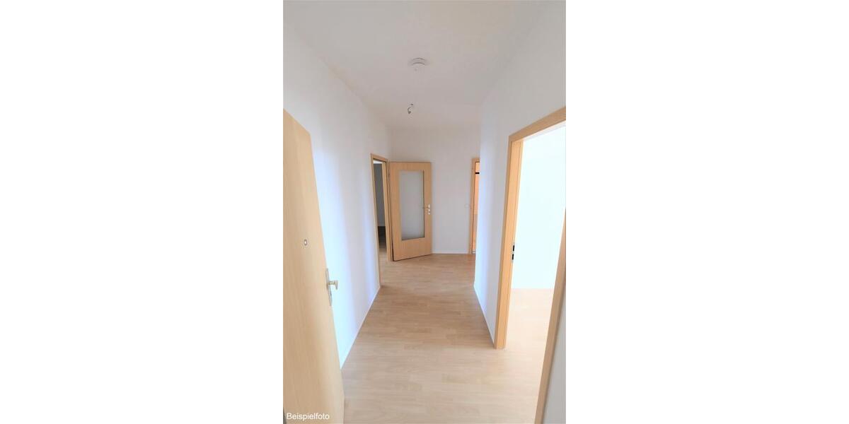 Etagenwohnung Saalfeld (Saale) - 4 Zimmer, 69 m&sup2;, 369&euro; | Angebot:26234097