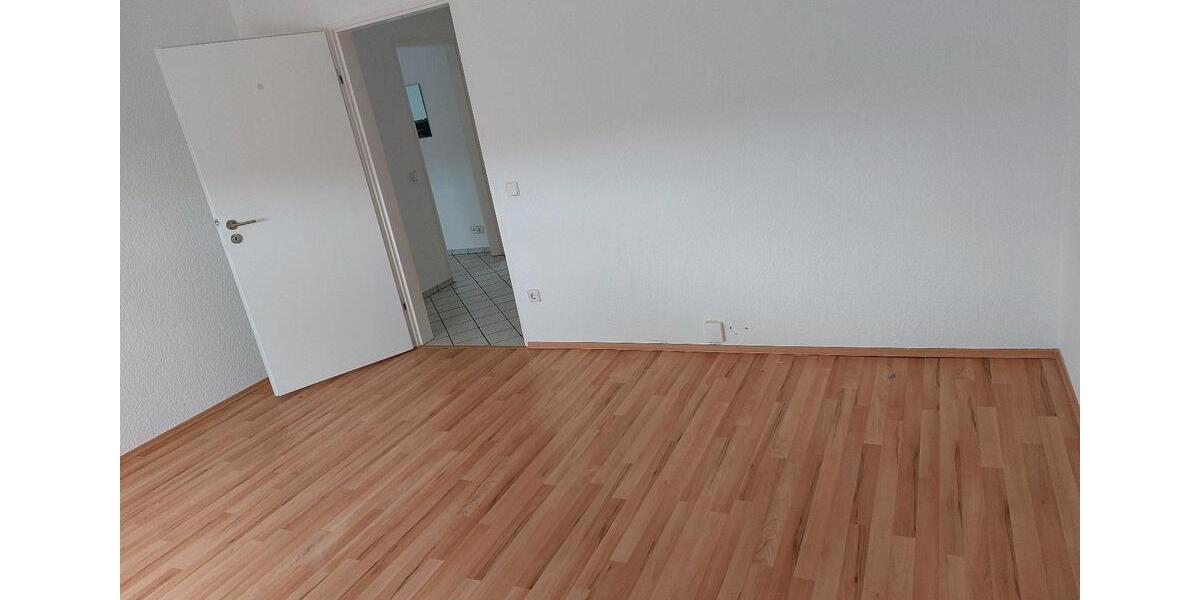 3 Zimmer Wohnung mit Einbauküche 3 zimmer