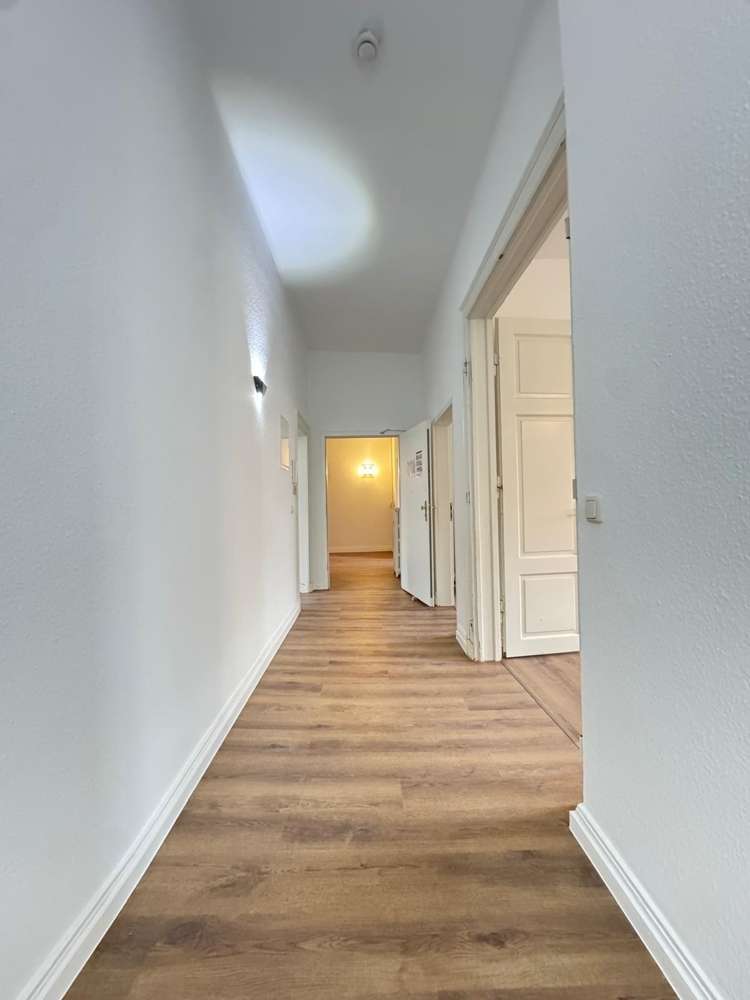Wohnung zum Mieten in Gießen 1.300 € 137 m² 5 zimmer