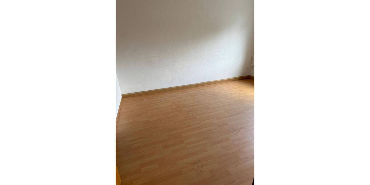 2 ZKB, 1.OG re, Riegelsbergerstr. 57, 66113 Saarbrücken 2 zimmer