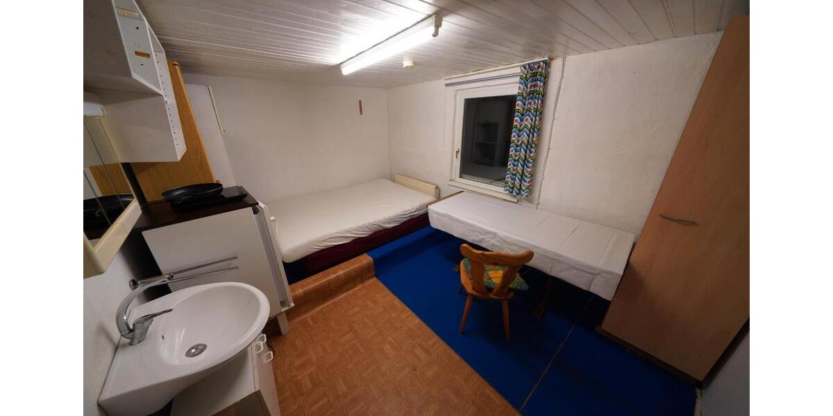 Wohnen auf Zeit Parkstetten - 1 Zimmer, 13 m&sup2;, 300&euro; | Angebot:26701600