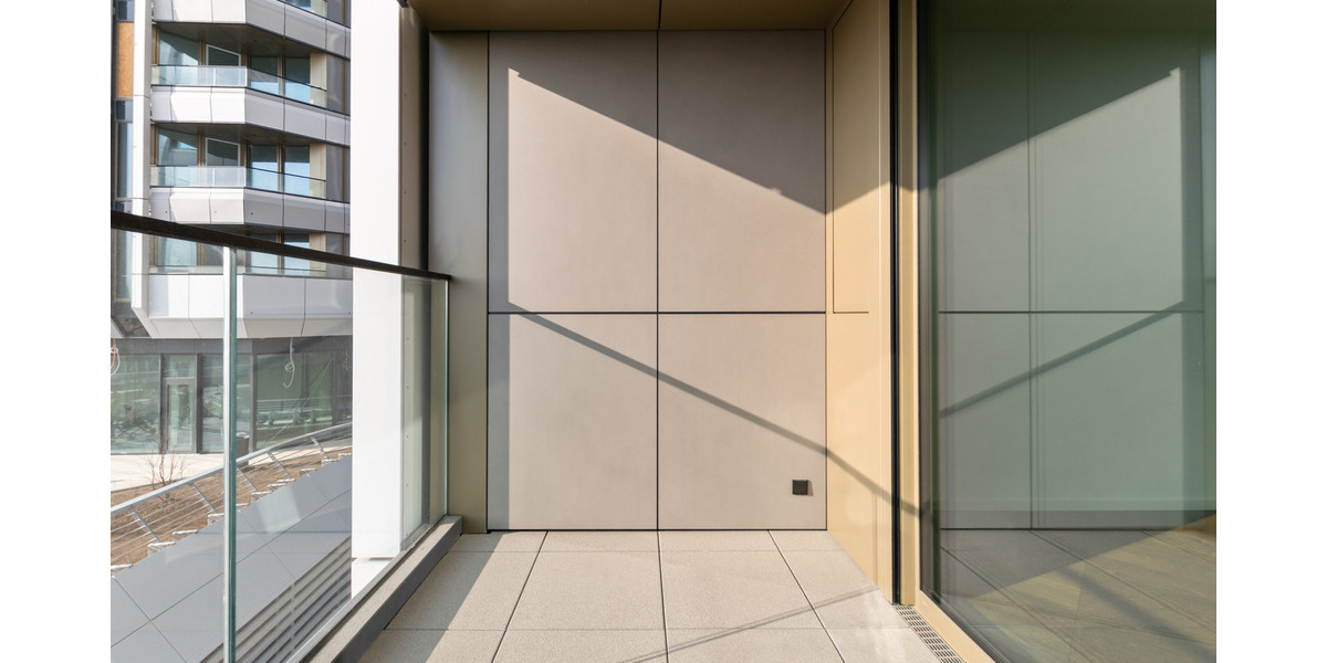 Etagenwohnung Frankfurt am Main Innenstadt - 2 Zimmer, 82 m&sup2;, 2.115&euro; | Angebot:26092972