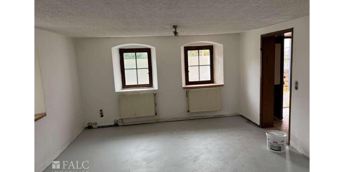 Einfamilienhaus Vestenbergsgreuth - 4 Zimmer, 180 m&sup2;, 1.100&euro; | Angebot:23991338