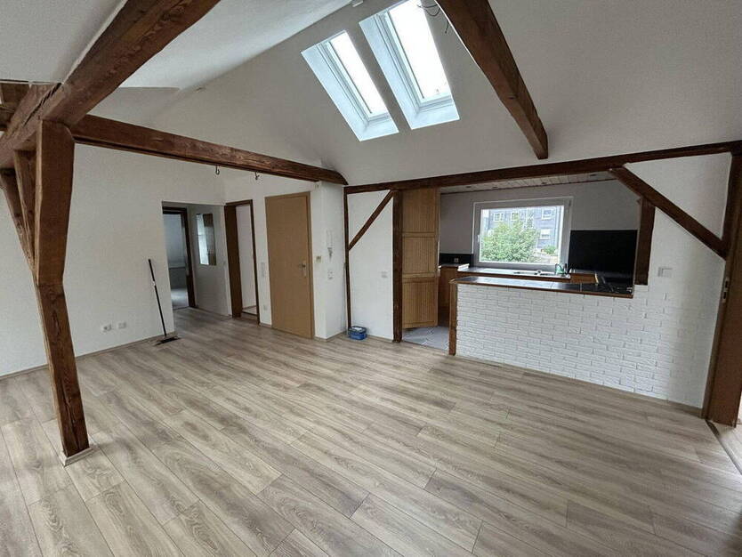4 Zimmer WHG. ca. 75qm Gartenanteil offene Küche Schemmstr. 8