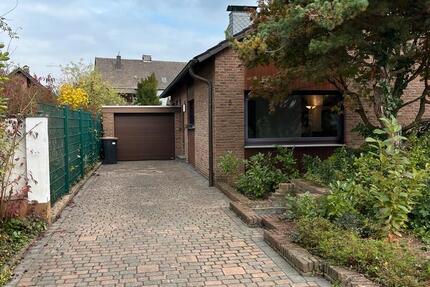 Einfamilienhaus mit Garten, Garage, S-Bahn Nähe in Kerpen-Sindorf zimmer