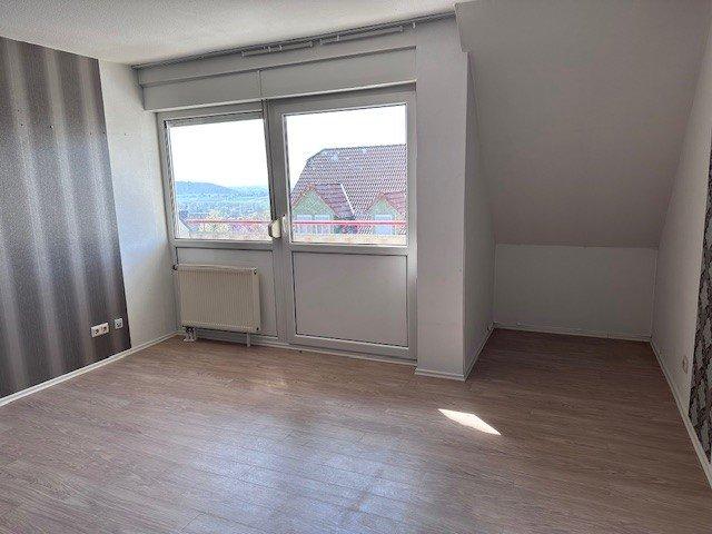 Dachgeschoßwohnung Bad Zwesten - 4 Zimmer, 92 m&sup2;, 644&euro; | Angebot:23138166