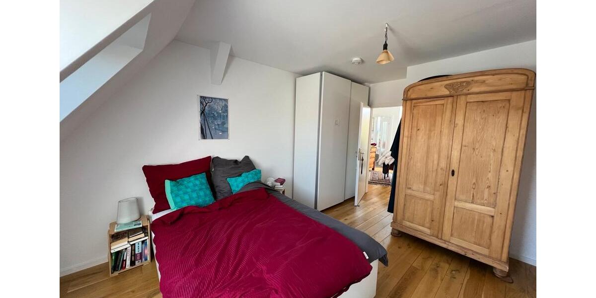 Dachgeschoßwohnung Berlin Mitte - 3 Zimmer, 75 m&sup2;, 1.300&euro; | Angebot:24495840