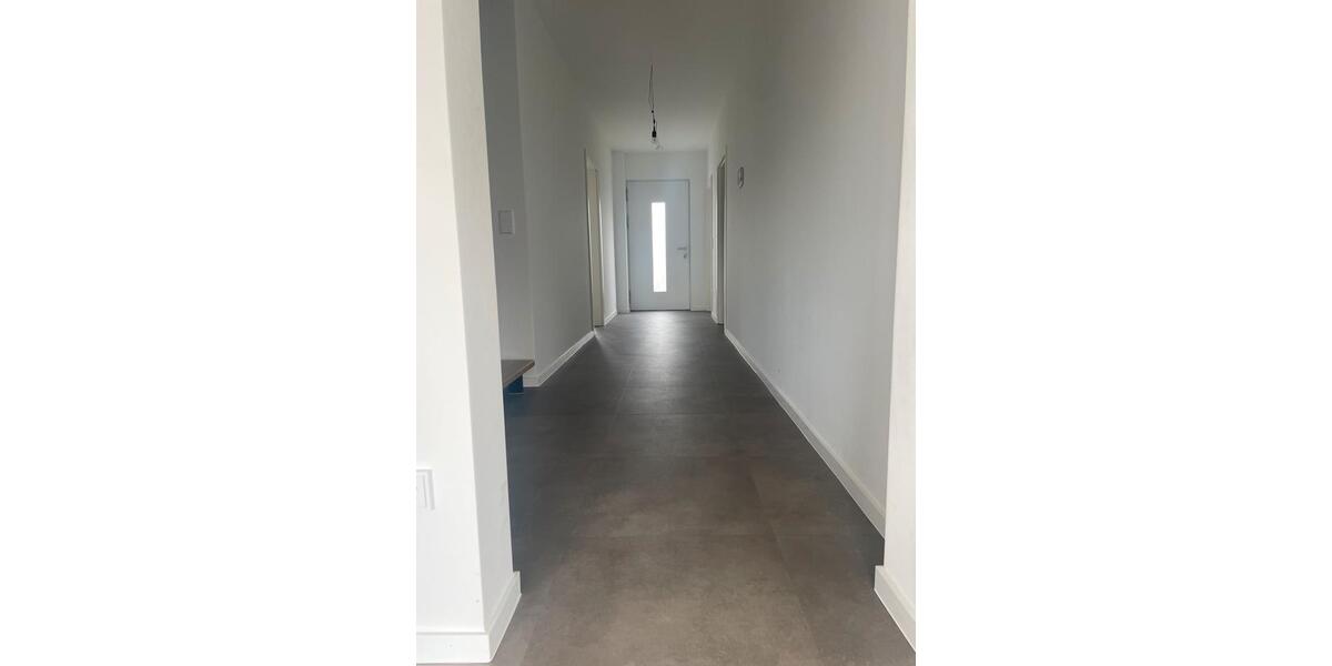 Doppelhaushälfte Rüsselsheim am Main - 6 Zimmer, 174 m&sup2;, 2.500&euro; | Angebot:24862391