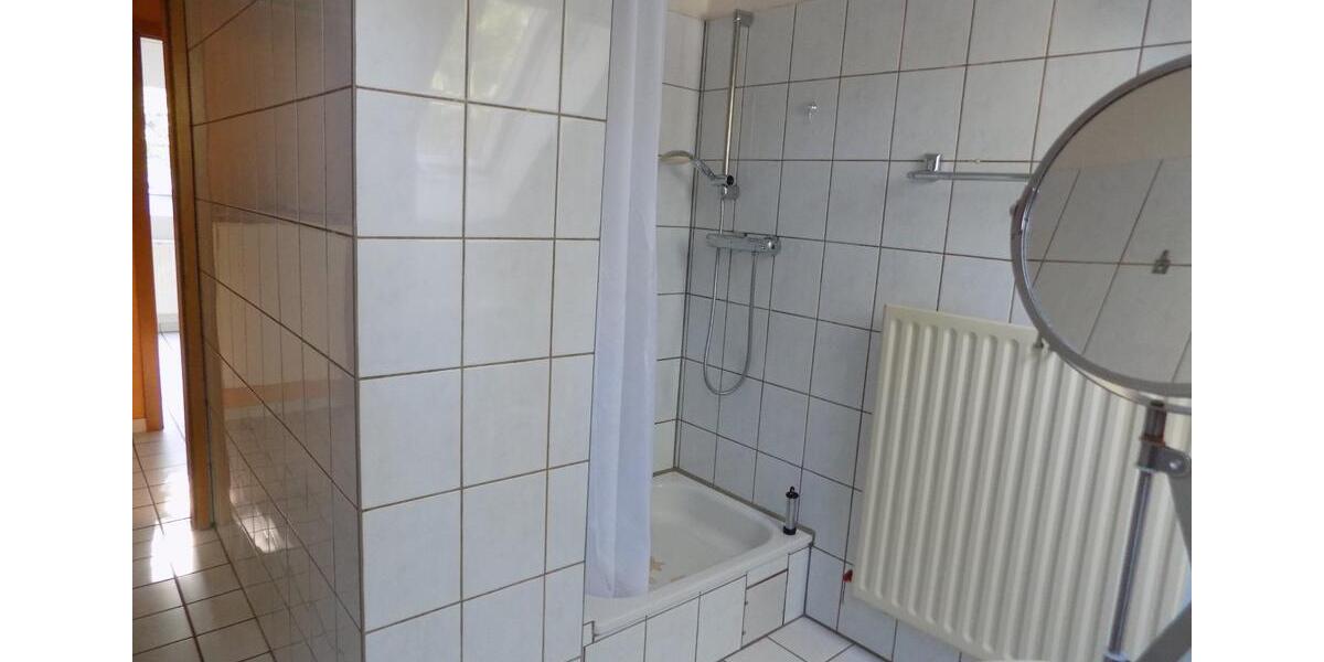 Dachgeschoßwohnung Herne Wanne - 2.5 Zimmer, 51 m&sup2;, 390&euro; | Angebot:25102137
