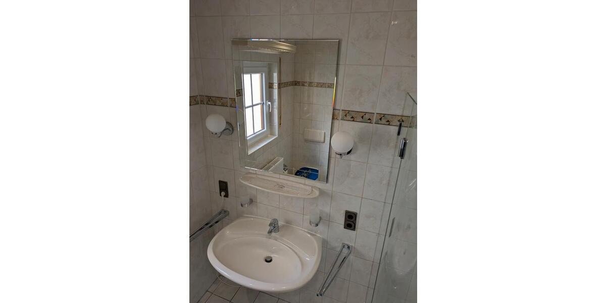 Wohnen auf Zeit Koblenz Bisholder - 3 Zimmer, 20 m&sup2;, 600&euro; | Angebot:26695908