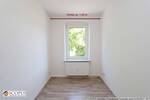 Helle Single-Wohnung mit Einbauküche, Gartenmitbenutzung, PKW-Stellplatz