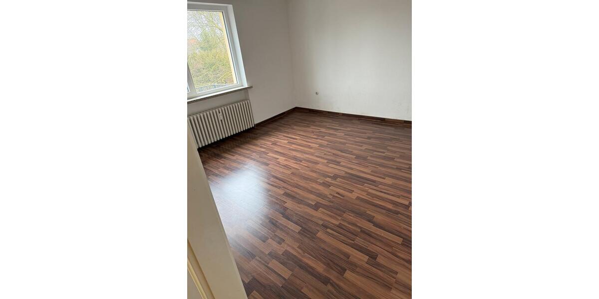 Etagenwohnung Bremen Hemelingen - 3 Zimmer, 75 m&sup2;, 1.100&euro; | Angebot:26496227