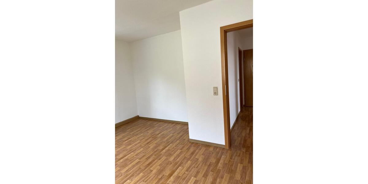 Etagenwohnung Ebersbach-Neugersdorf Neugersdorf - 2 Zimmer, 55 m&sup2;, 330&euro; | Angebot:26586581