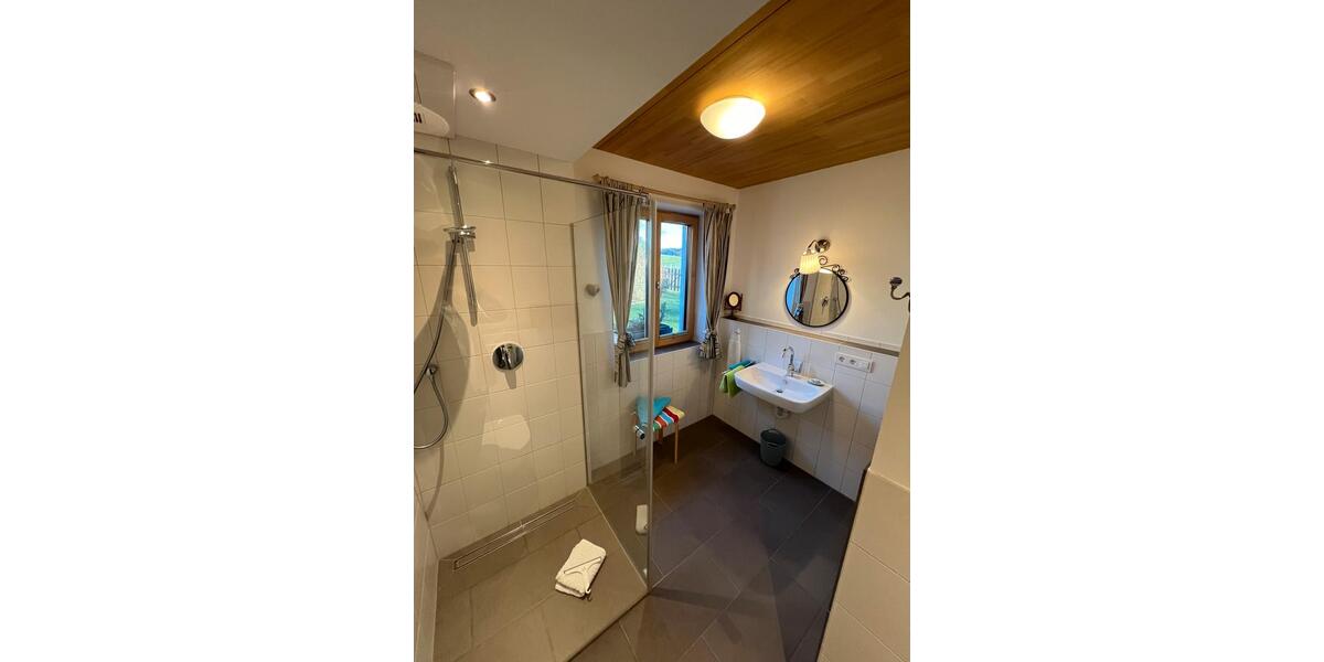 Wohnen auf Zeit Bad Tölz - 2 Zimmer, 45 m&sup2;, 750&euro; | Angebot:25054685