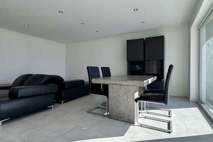 Wohnung Heppenheim - 2.5 Zimmer, 93 m&sup2;, 1.150&euro; | Angebot:26074991