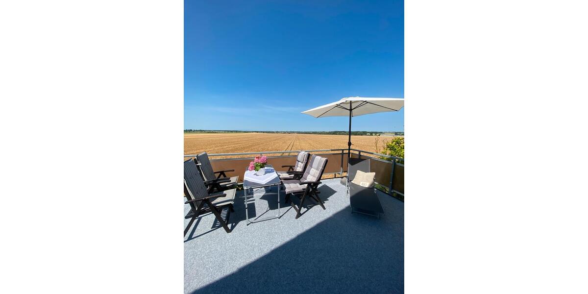 100 qm 4 Raum Maisonette Wohnung mit Dachterrasse möbliertunmöbl 4 zimmer