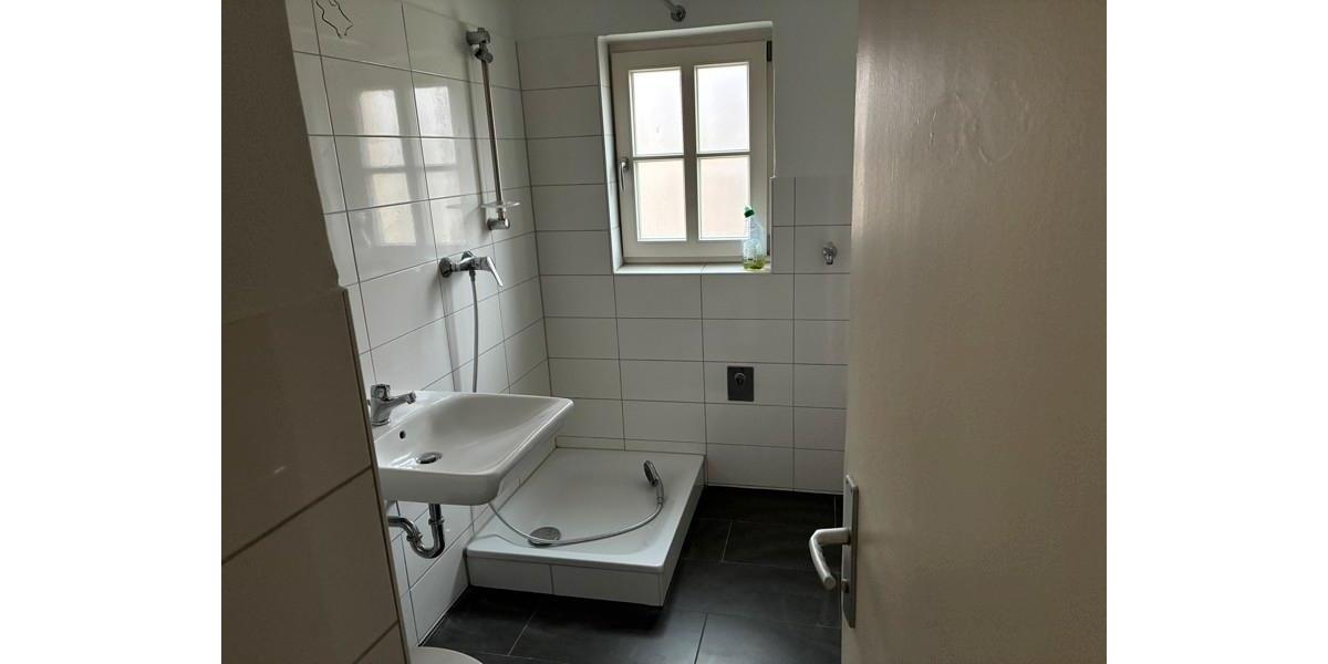 Etagenwohnung Kassel Harleshausen - 3 Zimmer, 50 m&sup2;, 490&euro; | Angebot:25094996