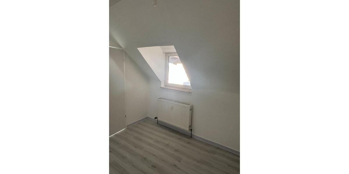 Dachgeschoßwohnung Langgöns - 3 Zimmer, 70 m&sup2;, 750&euro; | Angebot:26481535