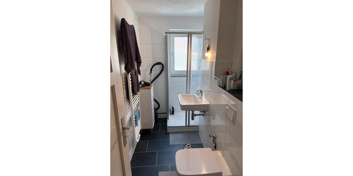 Etagenwohnung Kassel - 2 Zimmer, 45 m&sup2;, 600&euro; | Angebot:26660259