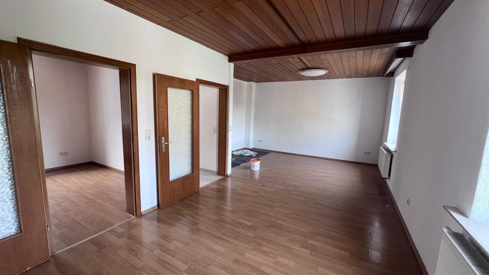 Erdgeschoßwohnung Limburg an der Lahn - 4 Zimmer, 110 m&sup2;, 1.300&euro; | Angebot:26024542