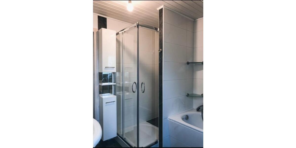 Wohnen auf Zeit Bremen Blumenthal - 5 Zimmer, 20 m&sup2;, 15&euro; | Angebot:21154352