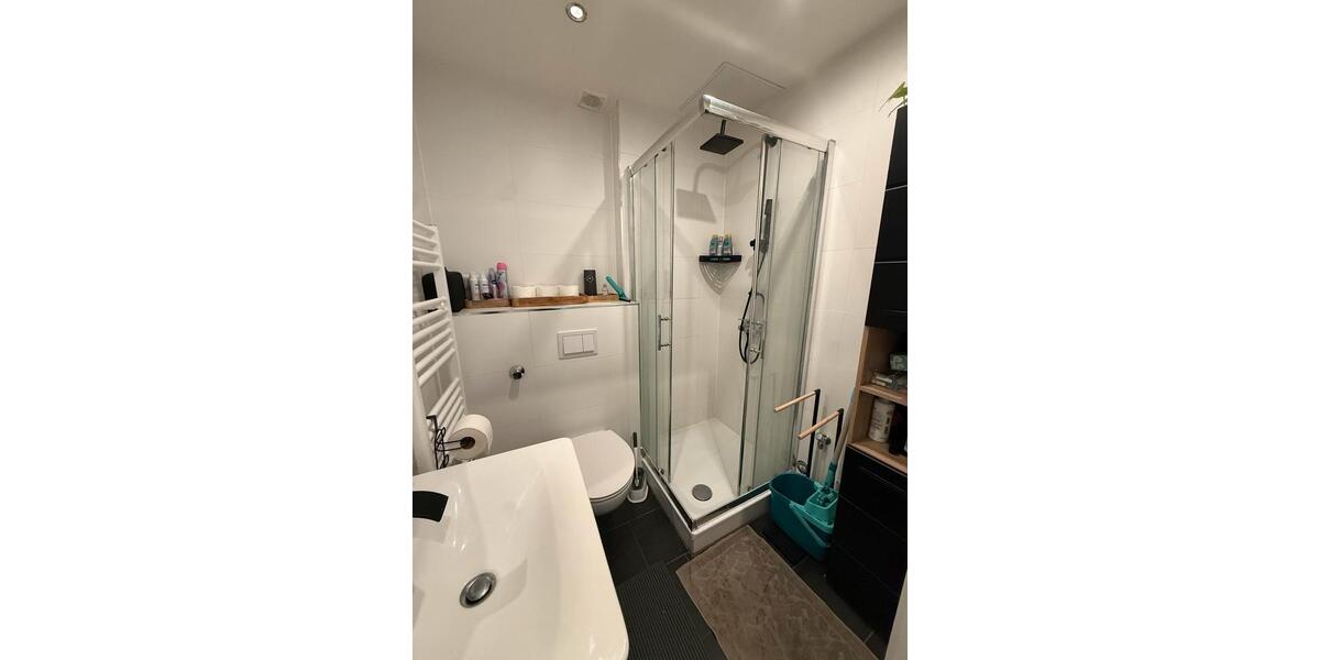 Erdgeschoßwohnung Hannover Vahrenwald-List - 3.5 Zimmer, 90 m&sup2;, 1.220&euro; | Angebot:26611261