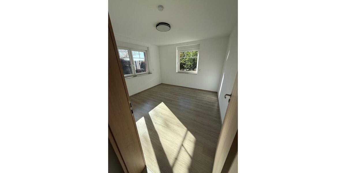 Erdgeschoßwohnung Soltau - 3 Zimmer, 82 m&sup2;, 870&euro; | Angebot:26698540