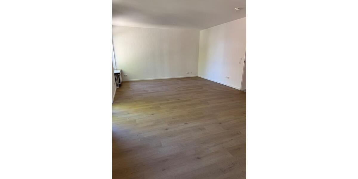 Etagenwohnung Uetersen - 4.5 Zimmer, 118 m&sup2;, 1.500&euro; | Angebot:26426662