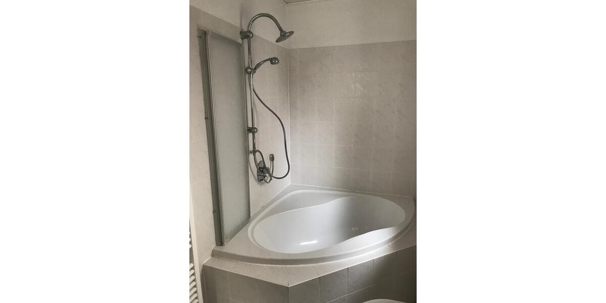 Hochparterre Einbeck - 3 Zimmer, 75 m&sup2;, 460&euro; | Angebot:25919263