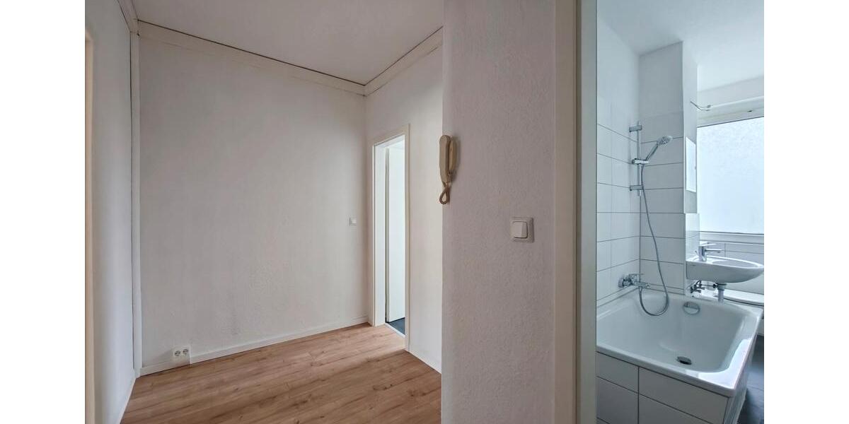 Etagenwohnung Zwenkau - 2 Zimmer, 47 m&sup2;, 351&euro; | Angebot:24657697