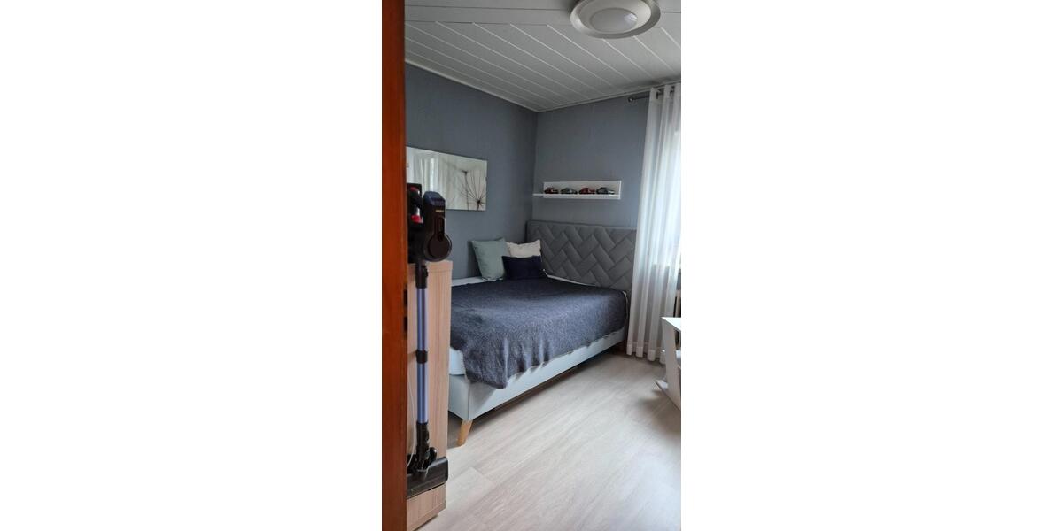 Etagenwohnung Leinburg - 3 Zimmer, 87 m&sup2;, 890&euro; | Angebot:25711945