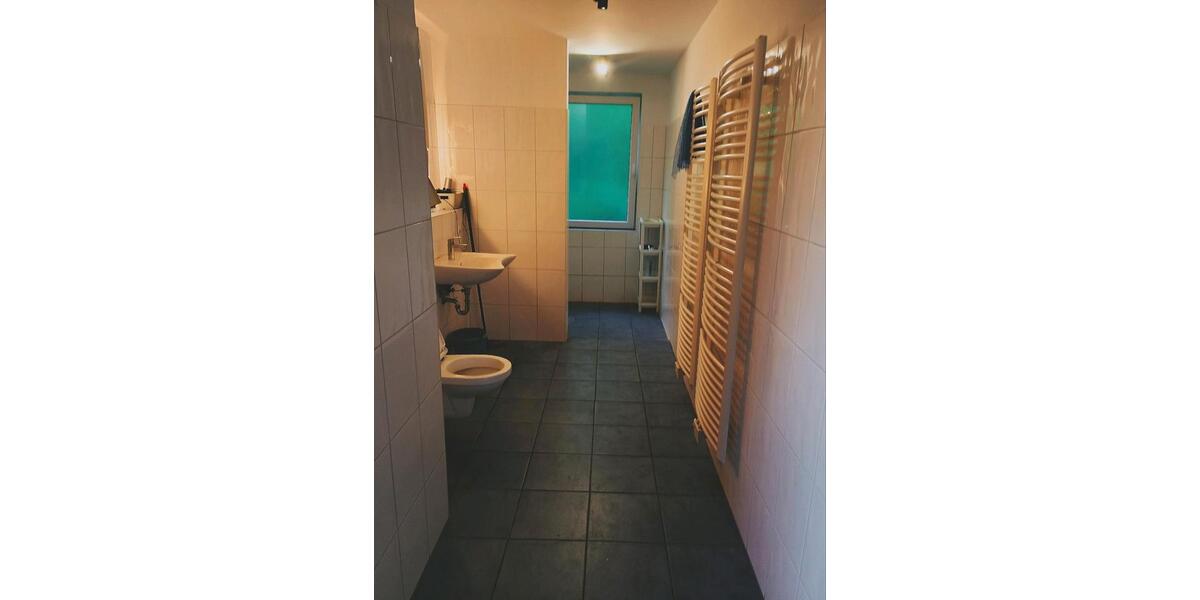 Wohnen auf Zeit Wuppertal Lichtenplatz - 10 Zimmer, 150 m&sup2;, 492&euro; | Angebot:26704097