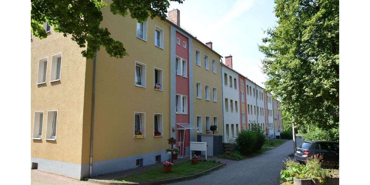 Etagenwohnung Sangerhausen - 3 Zimmer, 81 m&sup2;, 500&euro; | Angebot:26657845