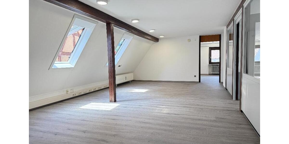 Gewerbeobjekt Happurg - 700&euro; | Angebot:22708185